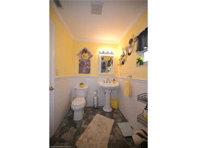 This beautifully updated condo is move-in ready and has a great on  in Florida - for sale on GolfHomes.com, golf home, golf lot