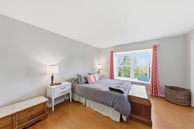 Move-in ready, light and bright 1-bedroom, 1-bath located in the on Cross Creek Golf Course in Georgia - for sale on GolfHomes.com, golf home, golf lot