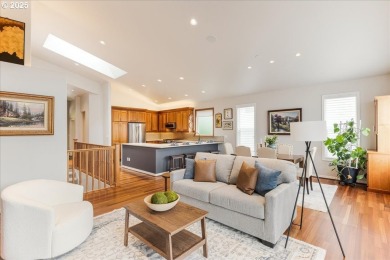 Just in time for summer!  Enjoy the carefree living lifestyle on Persimmon Country Club in Oregon - for sale on GolfHomes.com, golf home, golf lot
