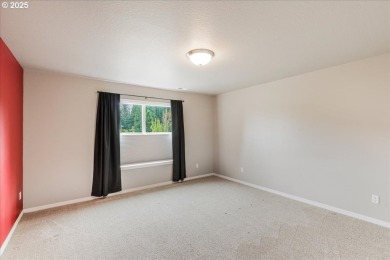 Just in time for summer!  Enjoy the carefree living lifestyle on Persimmon Country Club in Oregon - for sale on GolfHomes.com, golf home, golf lot