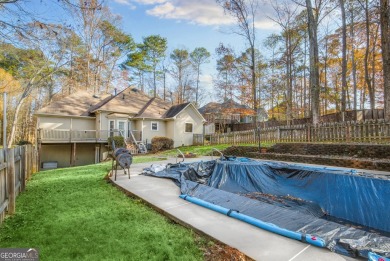 INVITING RANCH IN WHITE OAK AREA has lots of room for the on Canongate On White Oak Golf Course in Georgia - for sale on GolfHomes.com, golf home, golf lot