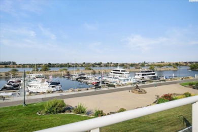 MLS# 287131 Waterfront Living: Where Lifestyle Meets Luxury on Columbia Point Golf Course in Washington - for sale on GolfHomes.com, golf home, golf lot
