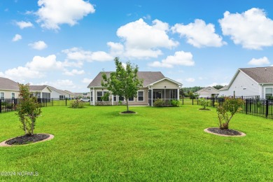 Original Owner Says, ''Sell my young Calabash Home!''  Located on Farmstead Golf Links in North Carolina - for sale on GolfHomes.com, golf home, golf lot