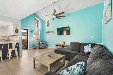 Beautifully remodeled and fully furnished 3 bedroom, 2 bath home on Beachwood Golf Club in South Carolina - for sale on GolfHomes.com, golf home, golf lot