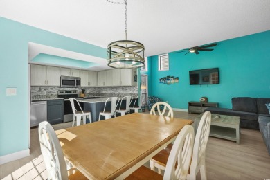 Beautifully remodeled and fully furnished 3 bedroom, 2 bath home on Beachwood Golf Club in South Carolina - for sale on GolfHomes.com, golf home, golf lot