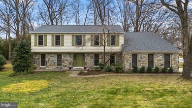 Welcome to this lovingly maintained, corner lot located on National Golf Club At Tantallon in Maryland - for sale on GolfHomes.com, golf home, golf lot