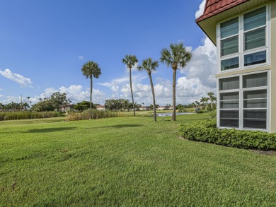 Turn-key 1BR/1.5BA in Vista Royale, Vero's most active 55+ on The American Golf Club in Florida - for sale on GolfHomes.com, golf home, golf lot