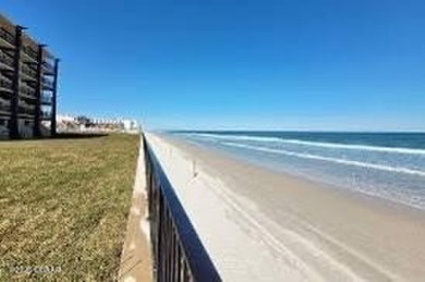 INVESTMENT OPPORTUNITY HANDICAP ACCESSIBLE! Enjoy your fully on Oceans Golf Club in Florida - for sale on GolfHomes.com, golf home, golf lot