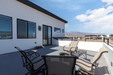 ?This highly sought-after end-unit townhome offers an abundance on Sky Mountain Golf Course in Utah - for sale on GolfHomes.com, golf home, golf lot