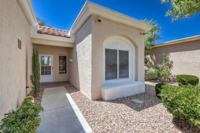 Fantastic Single Story Home in Sun City Summerlin! 2 bedrooms on Highland Falls Golf Club in Nevada - for sale on GolfHomes.com, golf home, golf lot