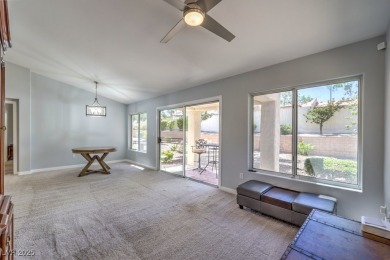 Fantastic Single Story Home in Sun City Summerlin! 2 bedrooms on Highland Falls Golf Club in Nevada - for sale on GolfHomes.com, golf home, golf lot