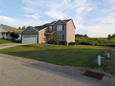 Welcome home to this beauty in Harbor Ridge located in on Harbor Ridge Golf Course in Pennsylvania - for sale on GolfHomes.com, golf home, golf lot