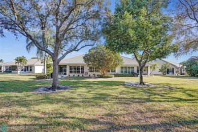 Spacious 3/2 villa offers over 2000sq. feet of living area!! on Aberdeen Golf and Country Club in Florida - for sale on GolfHomes.com, golf home, golf lot