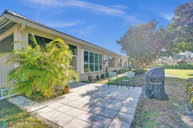 Spacious 3/2 villa offers over 2000sq. feet of living area!! on Aberdeen Golf and Country Club in Florida - for sale on GolfHomes.com, golf home, golf lot