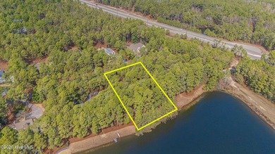 13 Abington Drive, a rare lakefront estate homesite in Pinewild on Pinewild Country Club of Pinehurst in North Carolina - for sale on GolfHomes.com, golf home, golf lot