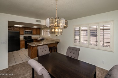 Beautifully located townhome/condo in one of Lake Havasu's most on London Bridge Golf Course in Arizona - for sale on GolfHomes.com, golf home, golf lot