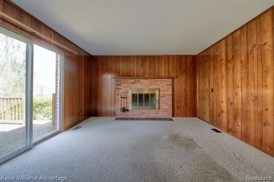 Welcome to this classic colonial in the highly regarded Glenview on Hilltop Golf Course in Michigan - for sale on GolfHomes.com, golf home, golf lot