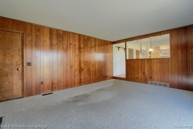 Welcome to this classic colonial in the highly regarded Glenview on Hilltop Golf Course in Michigan - for sale on GolfHomes.com, golf home, golf lot