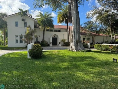 Exceptional turnkey 4 bedrooms/6.5 bathrooms home in Palm Aire on Oaks Country Club in Florida - for sale on GolfHomes.com, golf home, golf lot