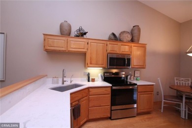 Seller is moving out of state.  Absolutely move-in ready home is on Edinburgh USA in Minnesota - for sale on GolfHomes.com, golf home, golf lot