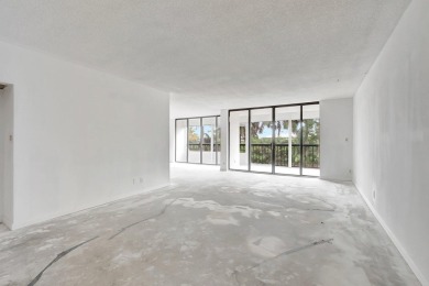 Welcome to your new home in sunny Boca Raton! This awesome on The Country Club At Boca Raton in Florida - for sale on GolfHomes.com, golf home, golf lot