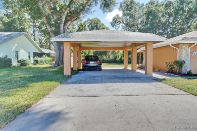 Brand New ROOF!!! This charming 3-bedroom, 3-bathroom residence on Inverness Golf and Country Club in Florida - for sale on GolfHomes.com, golf home, golf lot