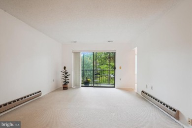 Lovely 2-bedroom/2 -bath condo home with  lots of natural light on Leisure World Golf Club in Maryland - for sale on GolfHomes.com, golf home, golf lot