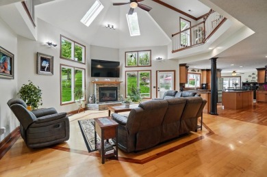 Spectacular, 5 bed, 5.5 bath home nestled in Seans Woods! on Springfield Country Club in Ohio - for sale on GolfHomes.com, golf home, golf lot