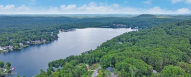 Welcome to a beautifully maintained ranch home, ideally situated on Heatherhurst Golf Course in Tennessee - for sale on GolfHomes.com, golf home, golf lot