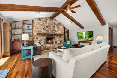 This timeless all-brick 6,973 sq. ft. ranch home with a on Buena Vista Golf Course in Illinois - for sale on GolfHomes.com, golf home, golf lot