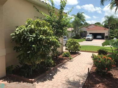 Renovated Beautiful 3br, 2ba, 2 car garage home with Lake View on St. Lucie Trail Golf Club in Florida - for sale on GolfHomes.com, golf home, golf lot