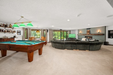 This timeless all-brick 6,973 sq. ft. ranch home with a on Buena Vista Golf Course in Illinois - for sale on GolfHomes.com, golf home, golf lot