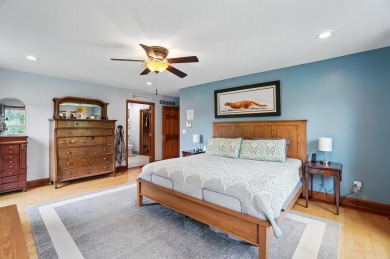 Spectacular, 5 bed, 5.5 bath home nestled in Seans Woods! on Springfield Country Club in Ohio - for sale on GolfHomes.com, golf home, golf lot
