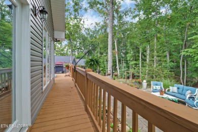 Welcome to a beautifully maintained ranch home, ideally situated on Heatherhurst Golf Course in Tennessee - for sale on GolfHomes.com, golf home, golf lot