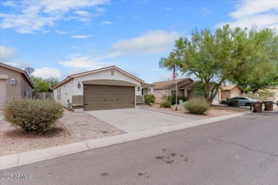 Welcome to this charming 3BR 2BA home located in the highly on The Golf Club At Johnson Ranch in Arizona - for sale on GolfHomes.com, golf home, golf lot