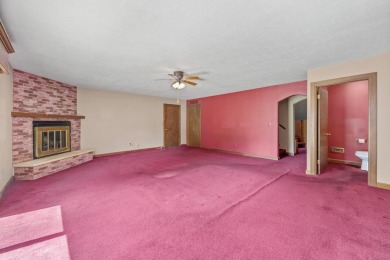 Rare Find in Riverside -- Three-Car Garage!!  Yes, you read that on Arthur B. Sim Park Golf Course in Kansas - for sale on GolfHomes.com, golf home, golf lot