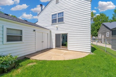 Rare Find in Riverside -- Three-Car Garage!!  Yes, you read that on Arthur B. Sim Park Golf Course in Kansas - for sale on GolfHomes.com, golf home, golf lot