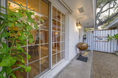 Welcome to this beautifully updated 2544 sq. ft. home on on Rockport Country Club in Texas - for sale on GolfHomes.com, golf home, golf lot