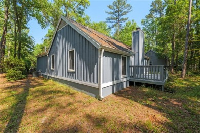 Under contract-accepting backup offers. Nestled in the heart of on Haile Plantation Golf and Country Club in Florida - for sale on GolfHomes.com, golf home, golf lot