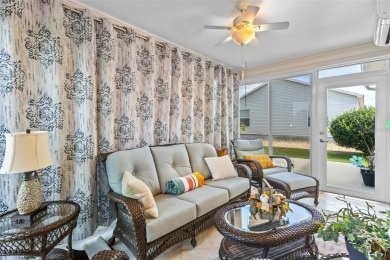 **NEW ROOF** Welcome to 2542 Eldon Place--a beautifully on Glenview Championship Golf and Country Club in Florida - for sale on GolfHomes.com, golf home, golf lot