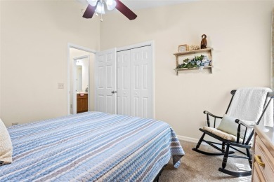 **NEW ROOF** Welcome to 2542 Eldon Place--a beautifully on Glenview Championship Golf and Country Club in Florida - for sale on GolfHomes.com, golf home, golf lot