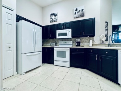 Seller is highly motivated and ready to make a deal-submit your on Colonial Country Club in Florida - for sale on GolfHomes.com, golf home, golf lot