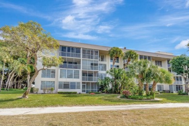 Fully Renovated 1-Bedroom Condo in Palm Aire - Golf View & on Palm-Aire Country Club and Resort - Palms in Florida - for sale on GolfHomes.com, golf home, golf lot