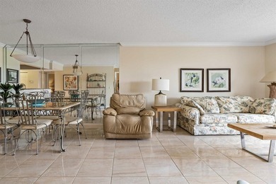 This beautifully updated 2/2 condo is located in a vibrant 55+ on  in Florida - for sale on GolfHomes.com, golf home, golf lot
