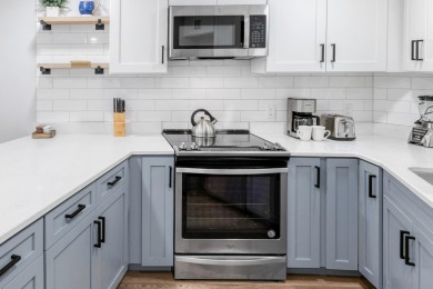 This beautifully appointed 2-bedroom, 2-bath condo is move-in or on Sandestin Golf and Beach Resort - The Links in Florida - for sale on GolfHomes.com, golf home, golf lot