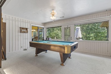 Welcome to this well maintained 3 bedroom 2 bath home in the on Burning Ridge Golf Course in South Carolina - for sale on GolfHomes.com, golf home, golf lot