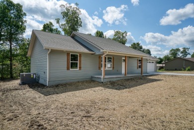 New Construction in Lake Tansi - Modern Comfort on 2 Lots!  Be on Lake Tansi Village Country Club in Tennessee - for sale on GolfHomes.com, golf home, golf lot