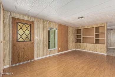 This spacious home features a SPLIT floorplan w/ 3 BEDROOMS & 2 on Sun Lakes Country Club in Arizona - for sale on GolfHomes.com, golf home, golf lot