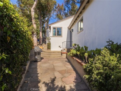 You're going to love this charming one level home located in the on Palos Verdes Golf Club in California - for sale on GolfHomes.com, golf home, golf lot