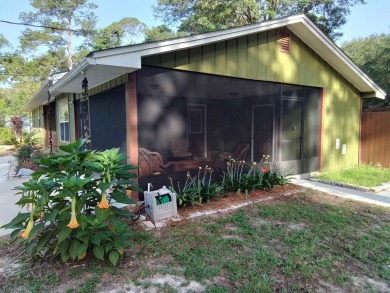 Open house this Saturday the 21st from 9 to noon. Don't miss on Wildwood Country Club in Florida - for sale on GolfHomes.com, golf home, golf lot